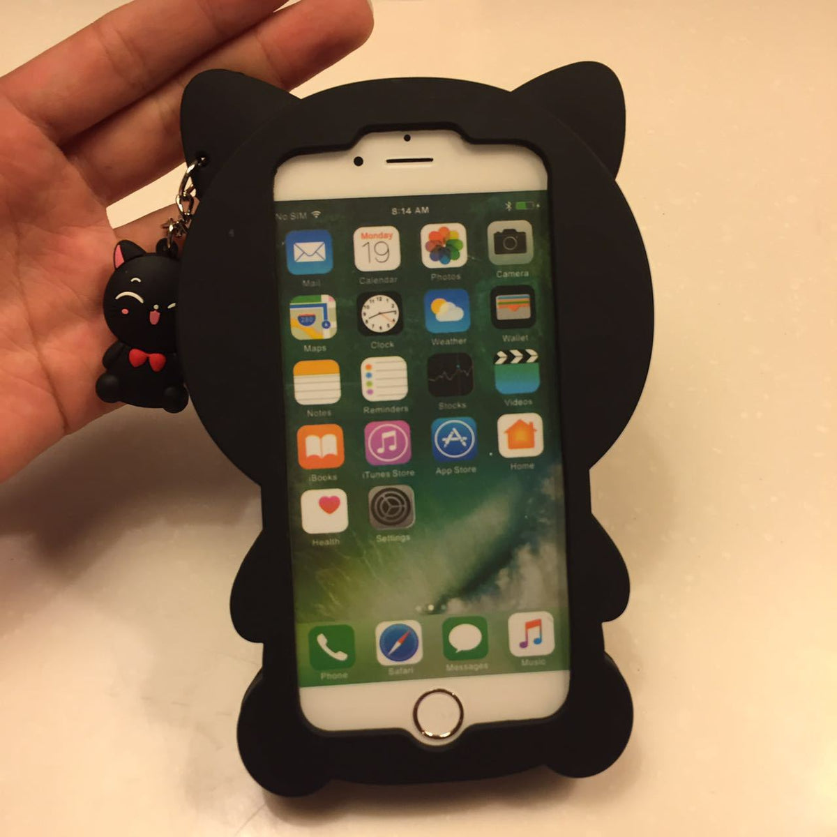 Cartoon Lucky Cat iPhone and Oppo Phone Cases